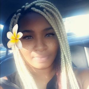 Meet your Posher, Shawntel